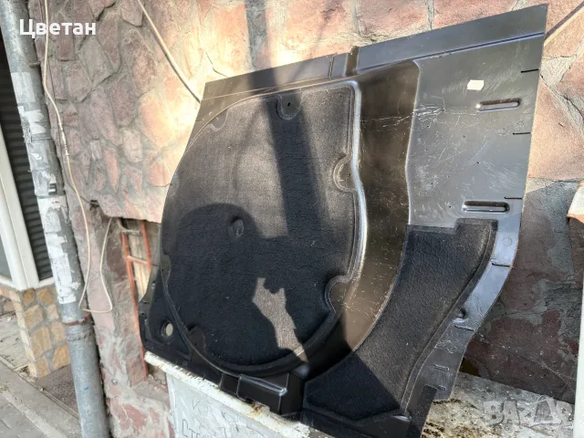 Кора над резервна гума за BMW E39, снимка 3 - Части - 56602639