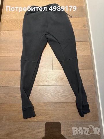 Оригинално черно долнище Nike Tech Fleece, снимка 3 - Спортни дрехи, екипи - 56640023
