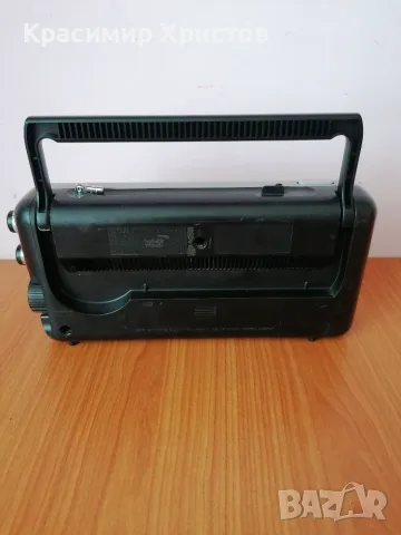 Продавам радио Sony icf-750f, снимка 5 - Радиокасетофони, транзистори - 56740423