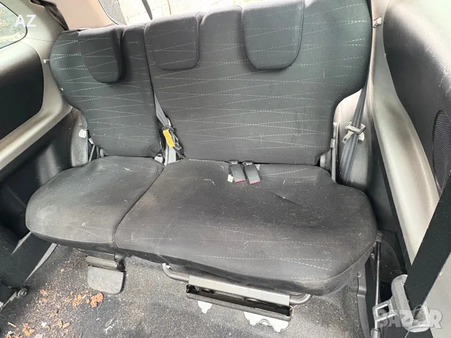 Задна седалка Toyota yaris 2006 2012