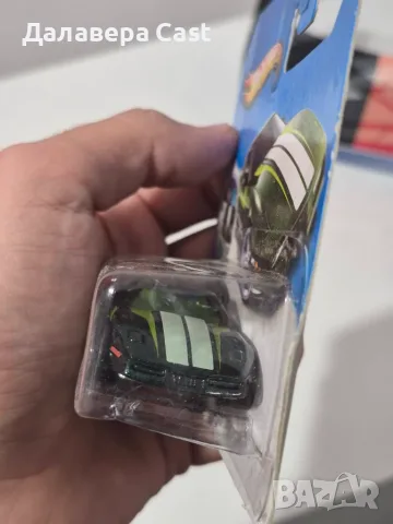 1/64 80s Corvette HotWheels , снимка 3 - Колекции - 56619005